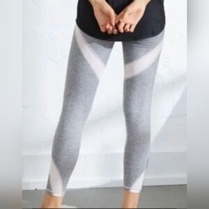 Aerie High Waisted Light Grey White Mesh Cropped Leggings Size M
